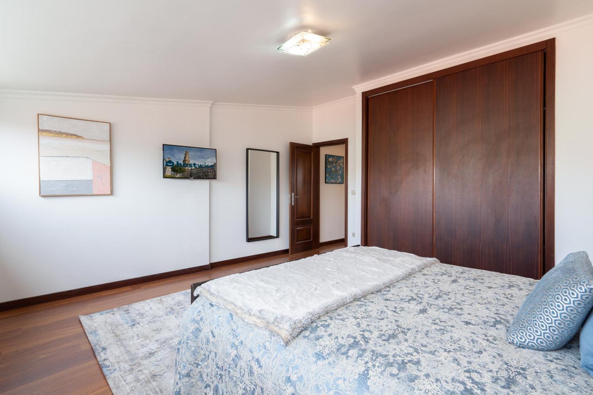 Spacious Duplex House - Jacuzzi & Terrace Porto