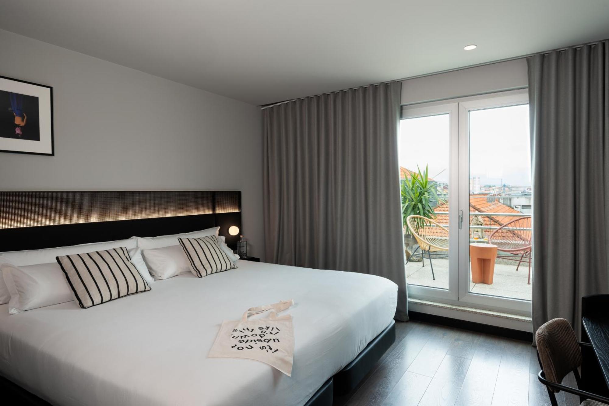 Chic&basic Gravity 4* Porto