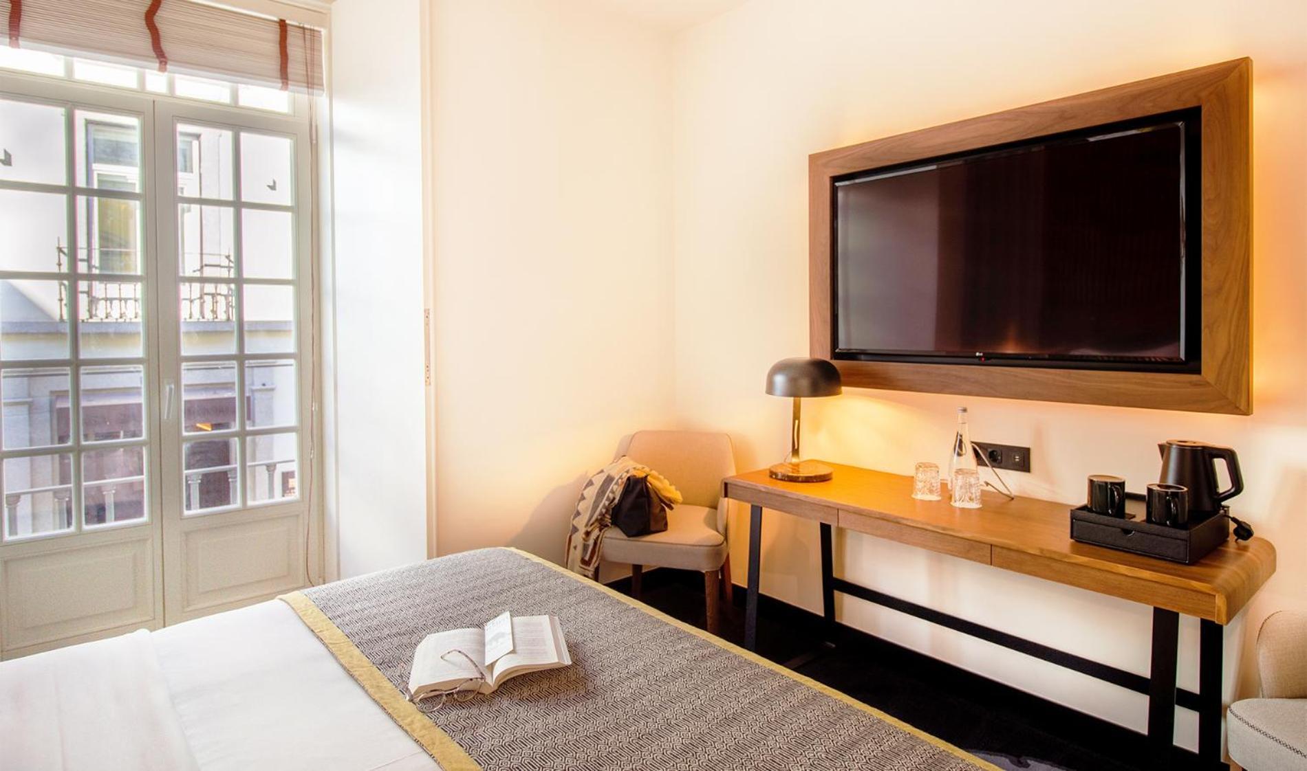 Do - Rua Flores Hotel 4*