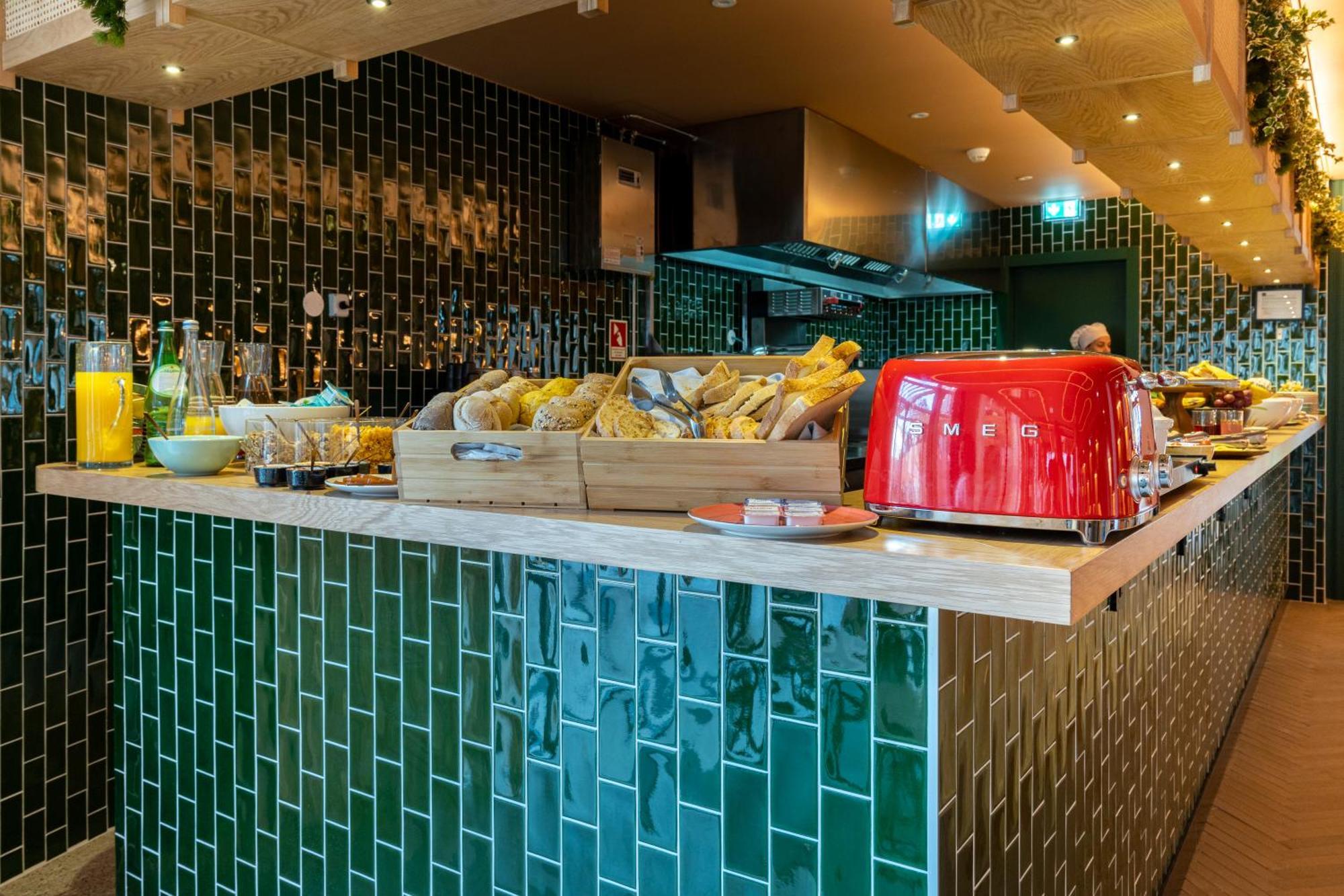 The Editory Garden Hotel Porto