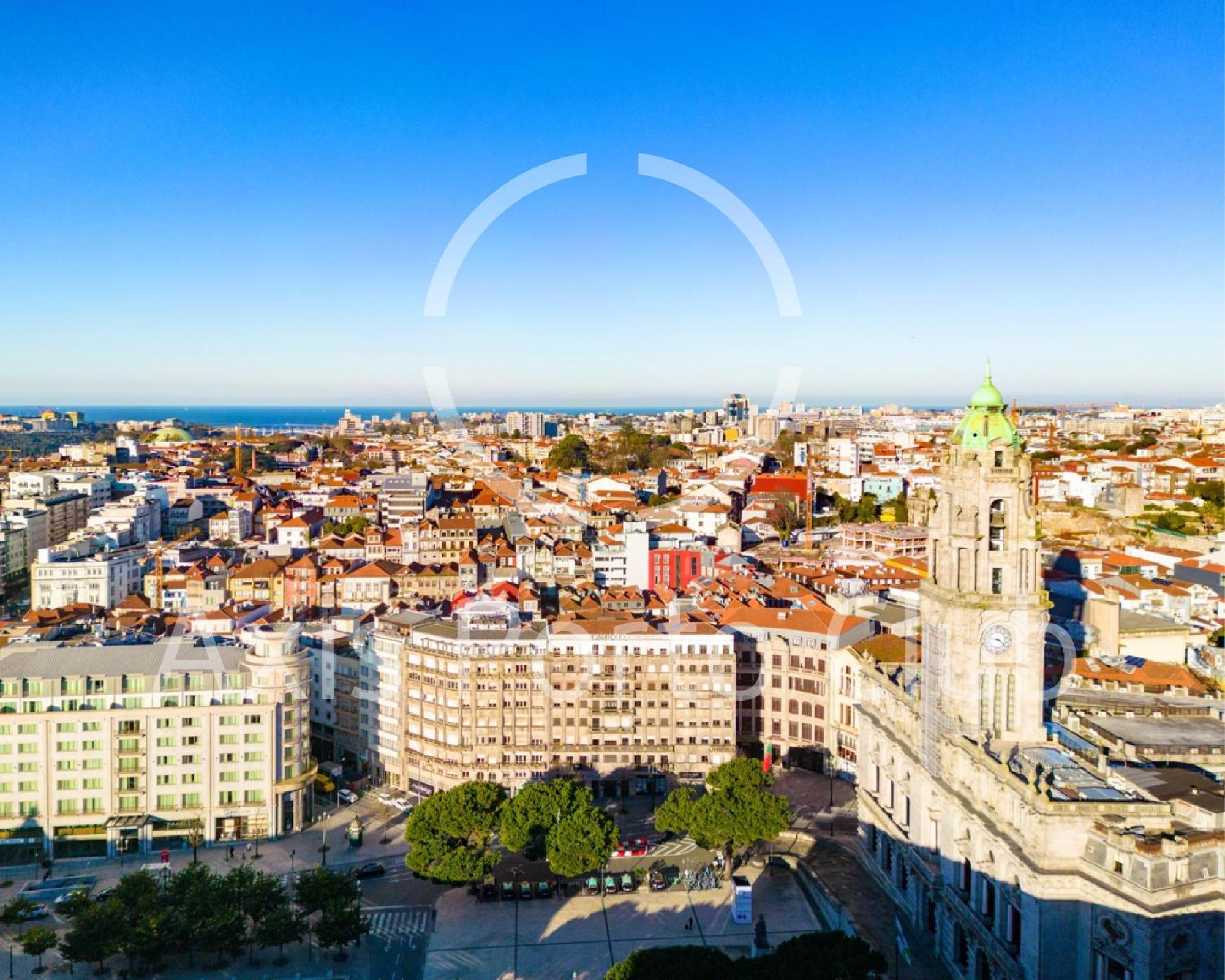 Axis Club Aliados Hotel 4*