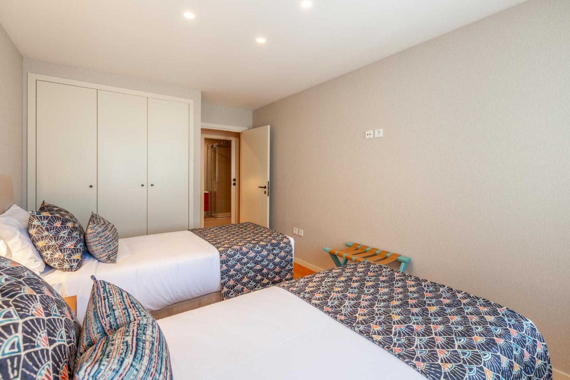 Savvy Signature Porto