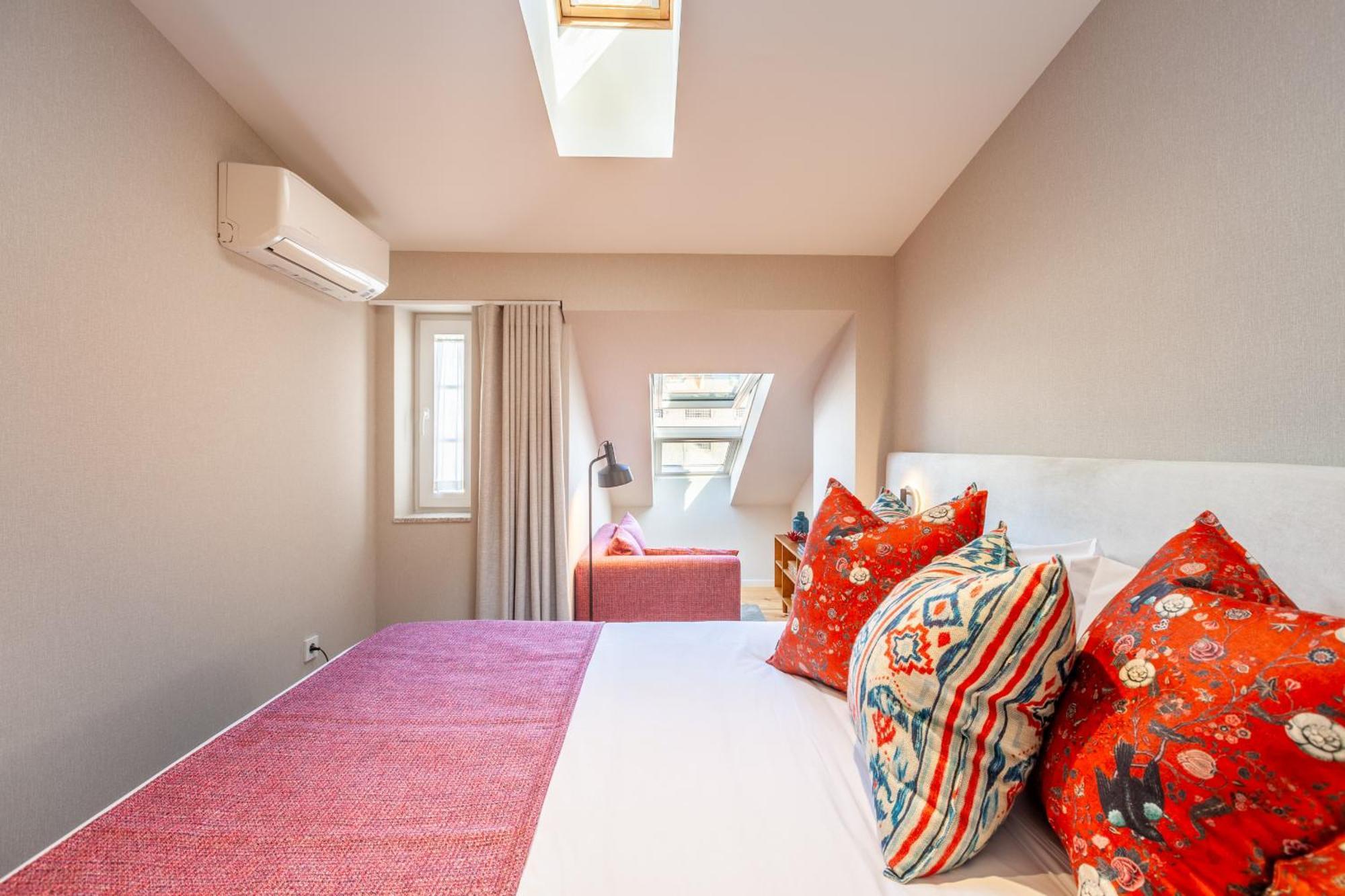 Apartment Savvy *