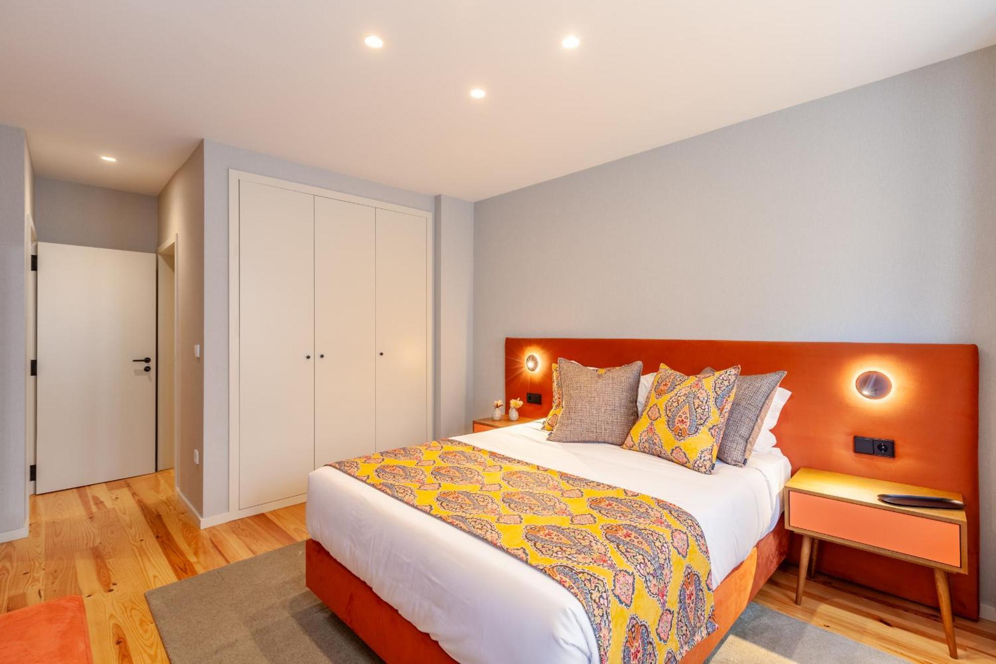 Savvy Apartment *