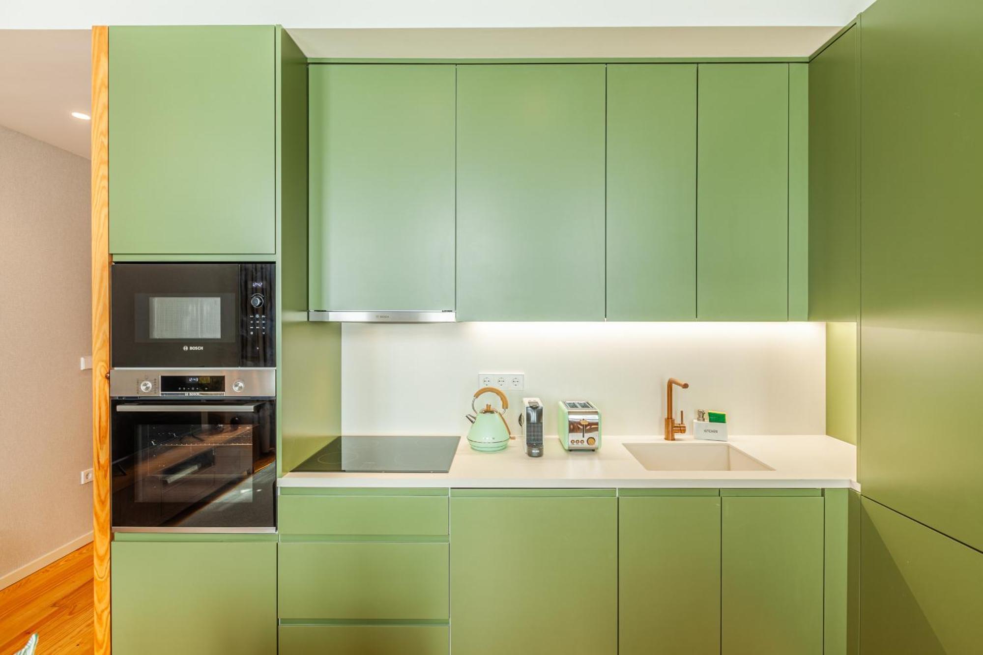 Apartment Savvy *