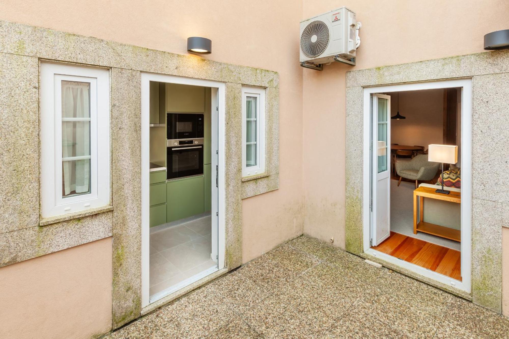 Savvy Apartment *