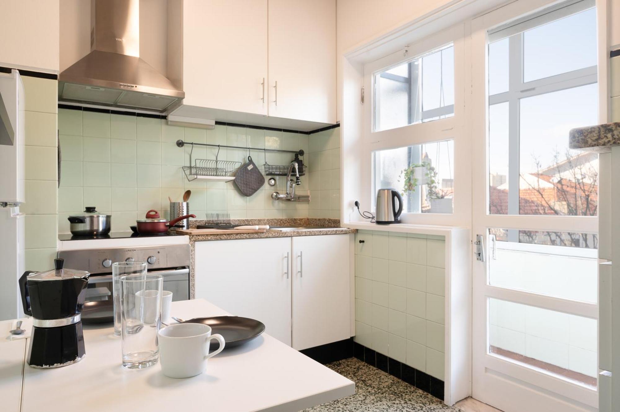 Apartamento Praça Da República - 2 Bedroom 3rd Floor Flat *