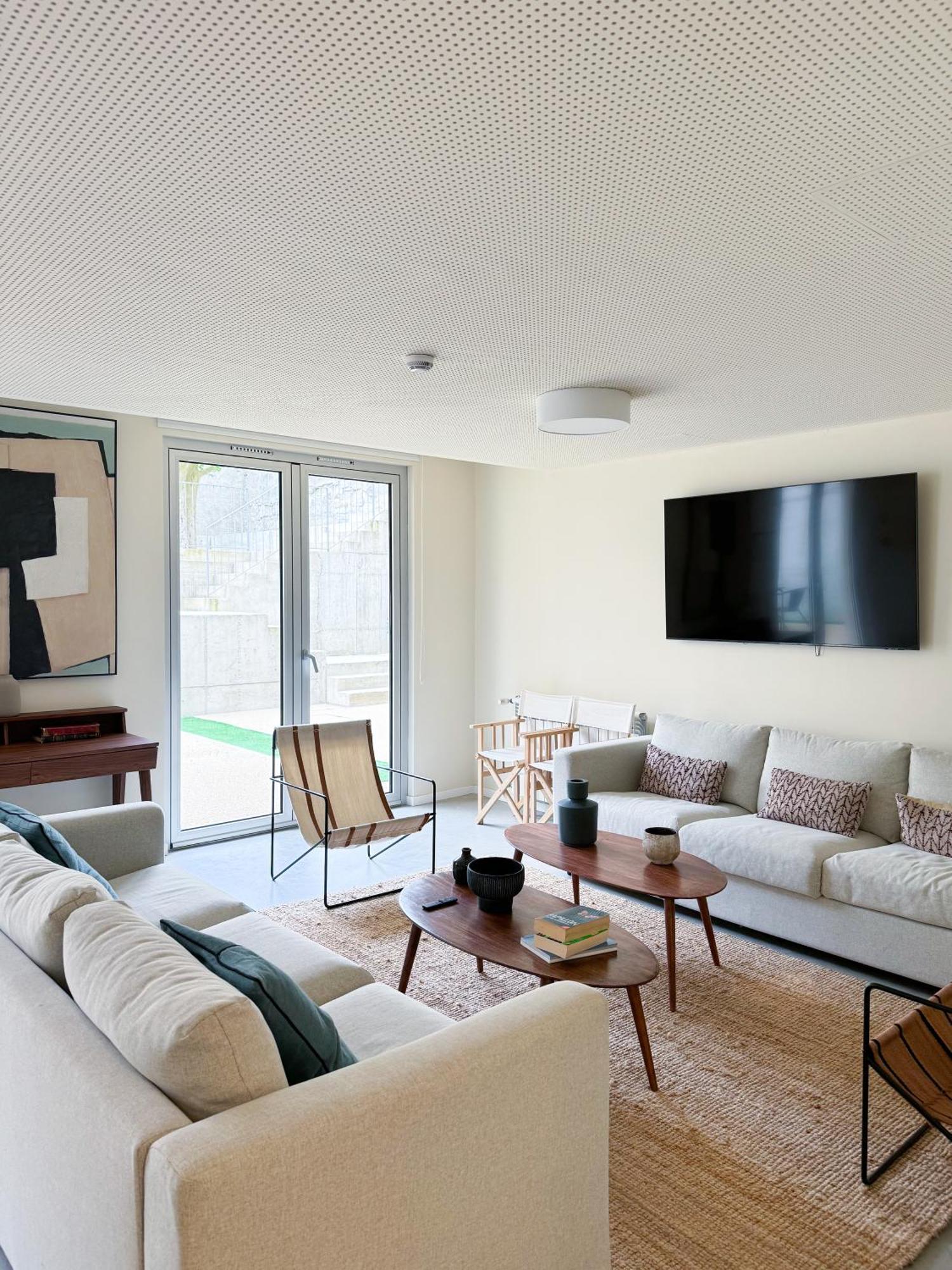 Large Foz Cool Living *