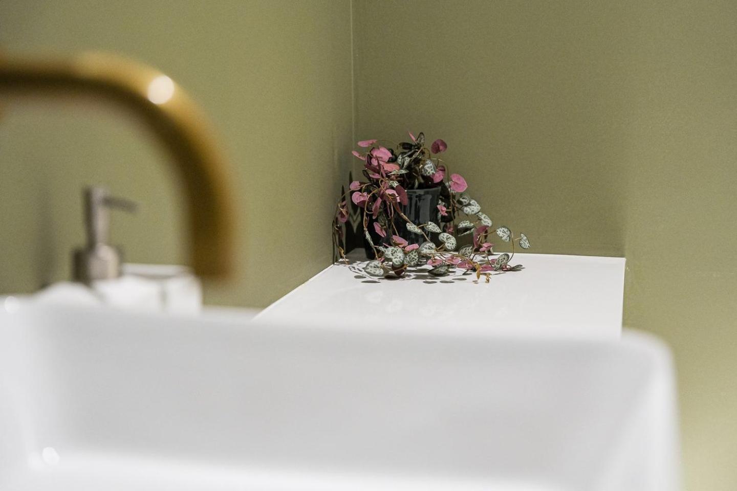 Guestready - Crown Garden Escape *