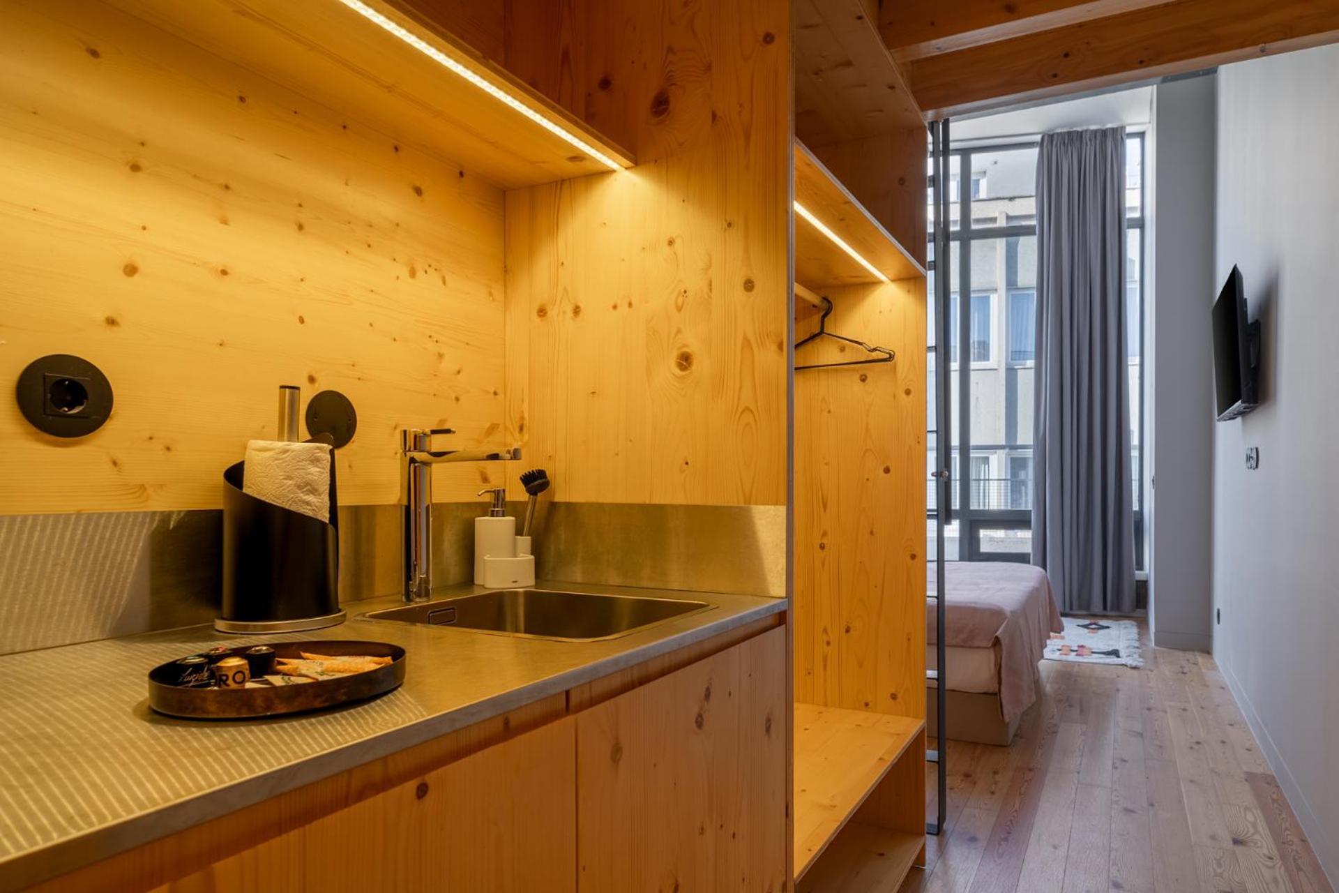 Limehome Rua Da Conceicao Guest house