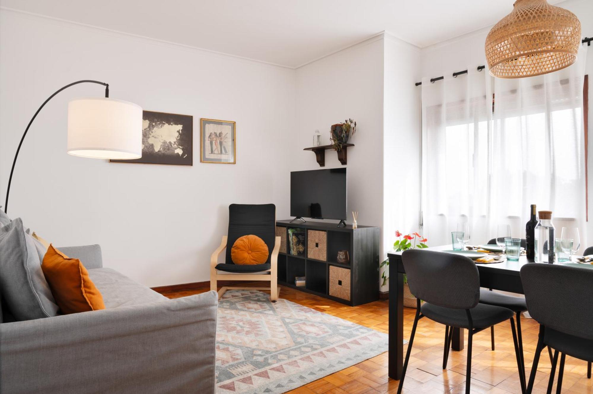 ! Luminous 2br Floor ! Praca Da Republica Appartement