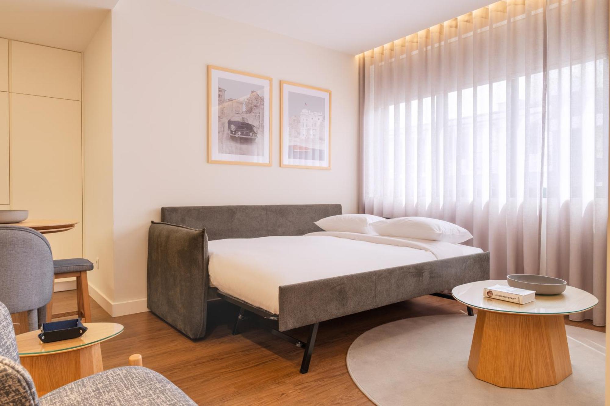 Catarina Serviced (adults Only) Apartment *