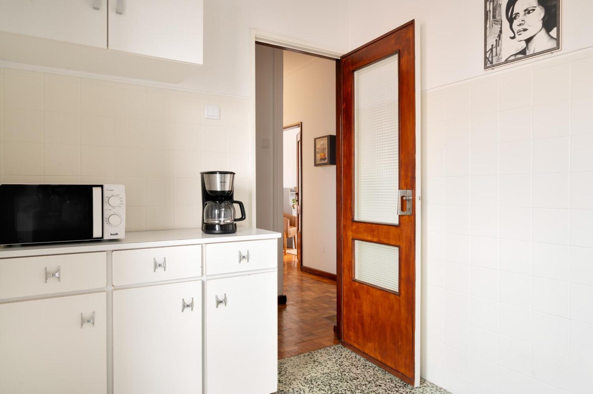 Appartement ! Luminous 2br Floor ! Praca Da Republica *