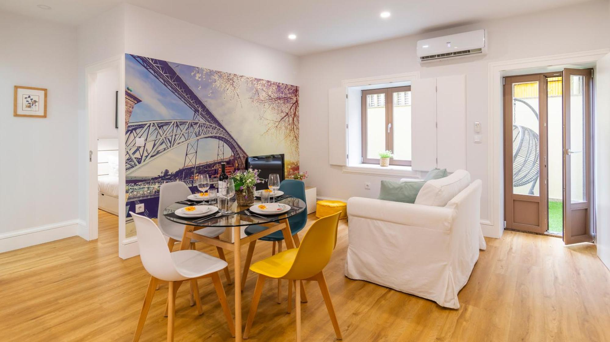 Apartment River Flat W/ Patio By Lovelystay Porto