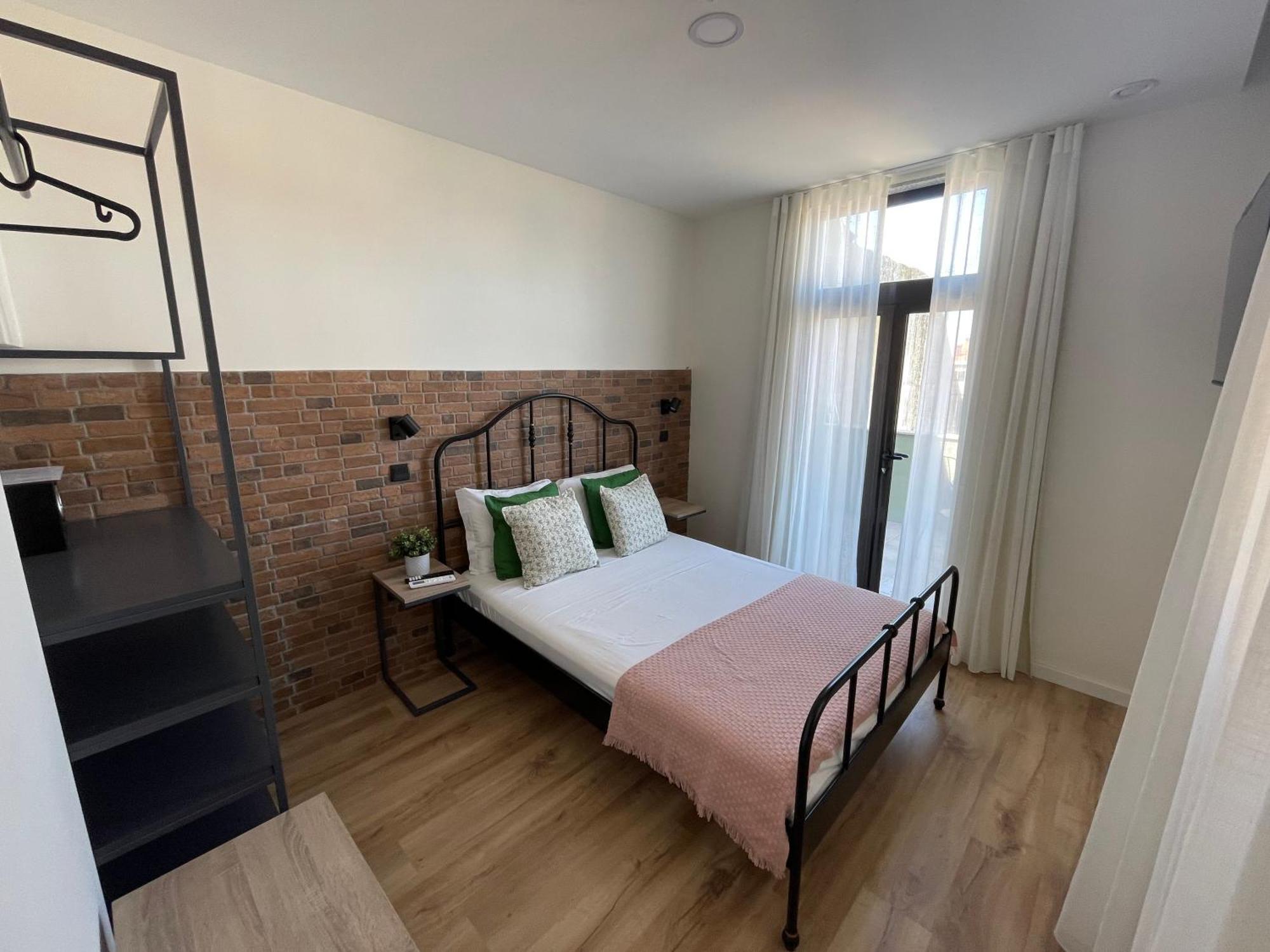 Hotel Portucalense 2*