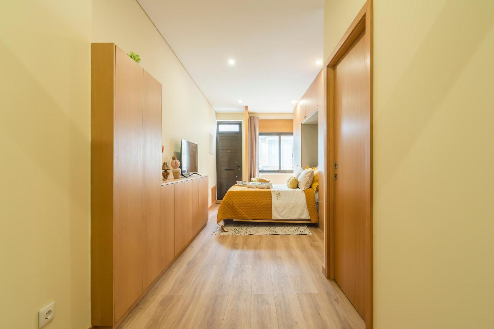 Host Wise - Urban Escape Apartment Porto