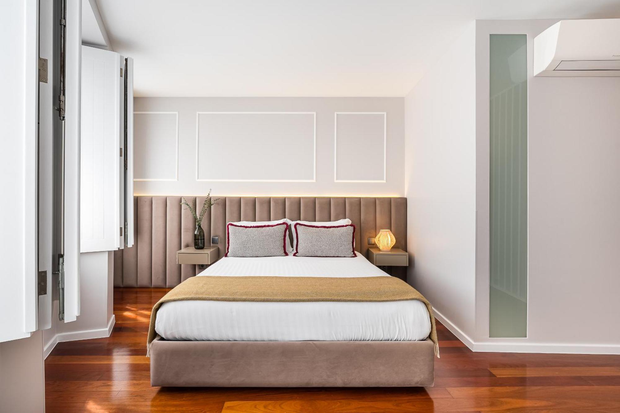Victoria Project - - Private Parking Porto