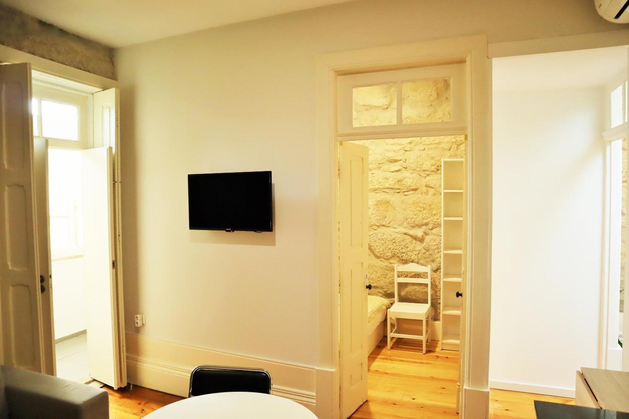 Zd Moreira Flats E By Portoproperties4you *