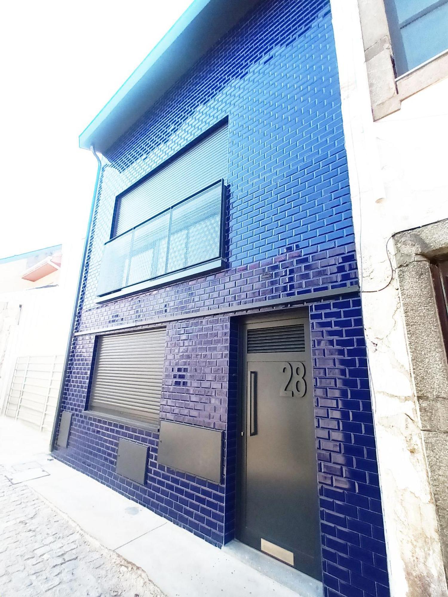 Azul 28 -