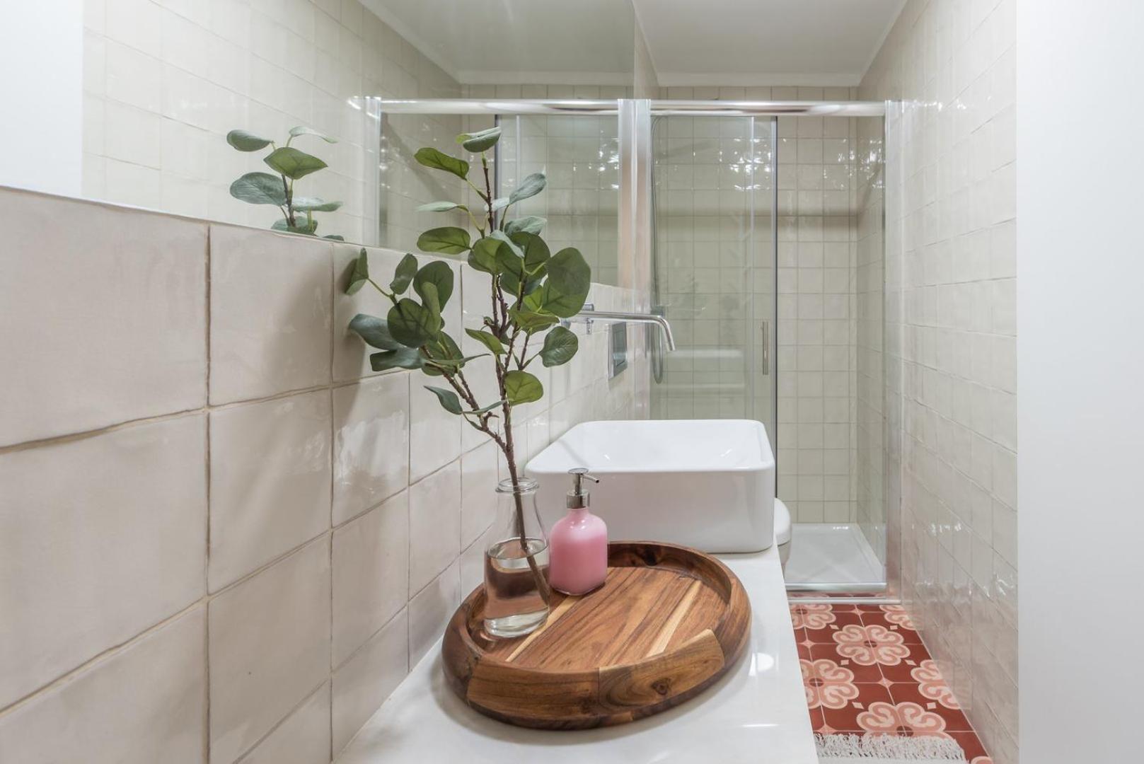 Guestready - Lofted Getaway In Downtown Apartment Porto