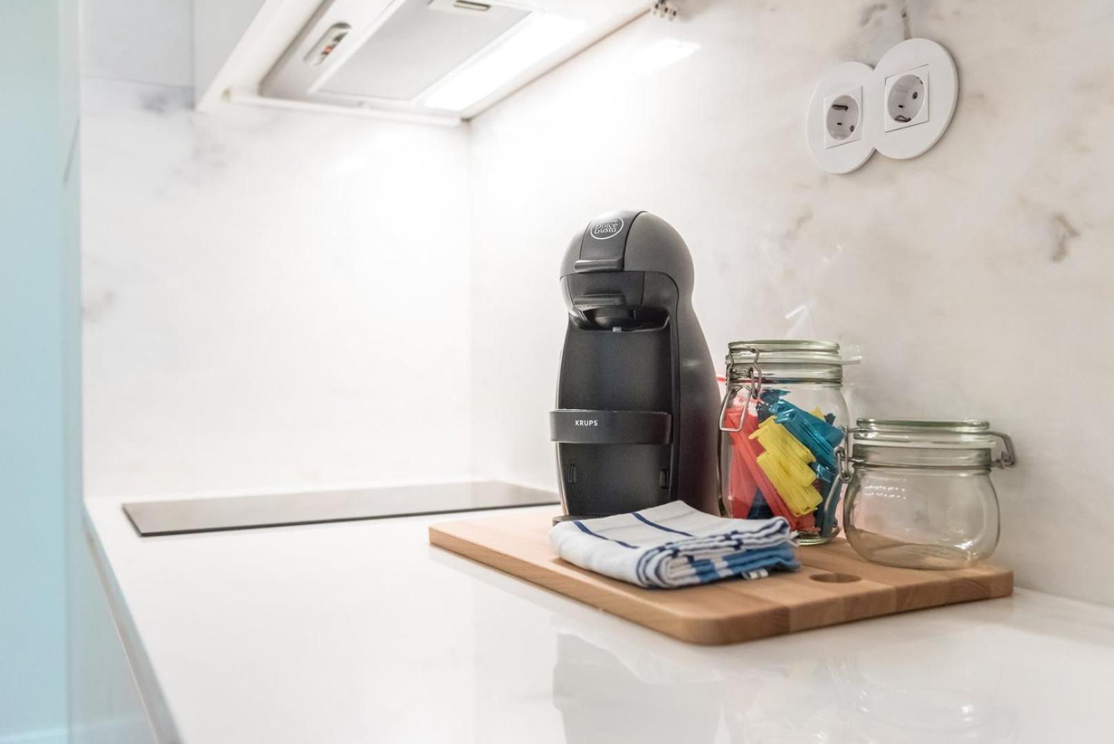 Guestready - Lofted Getaway In Downtown Apartment