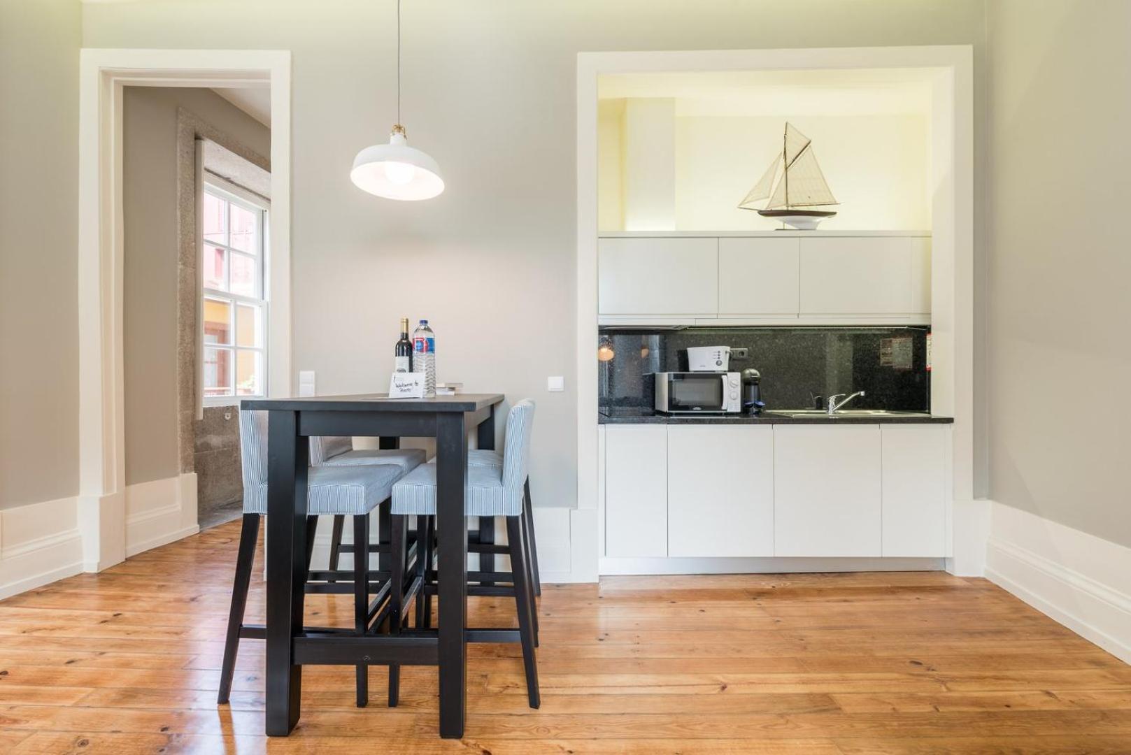 Apartment Guestready - Chic Retreat In The Heart Of *