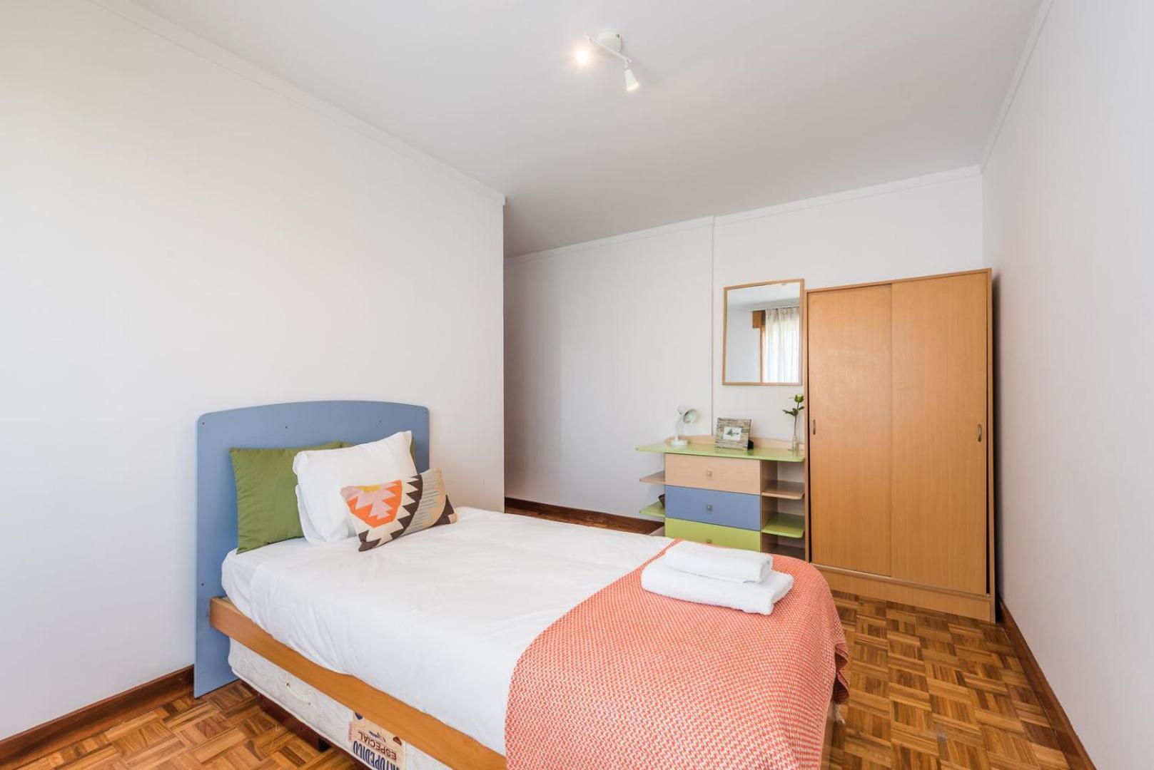 Guestready - Eclectic Haven In The Heart Of Apartment Porto
