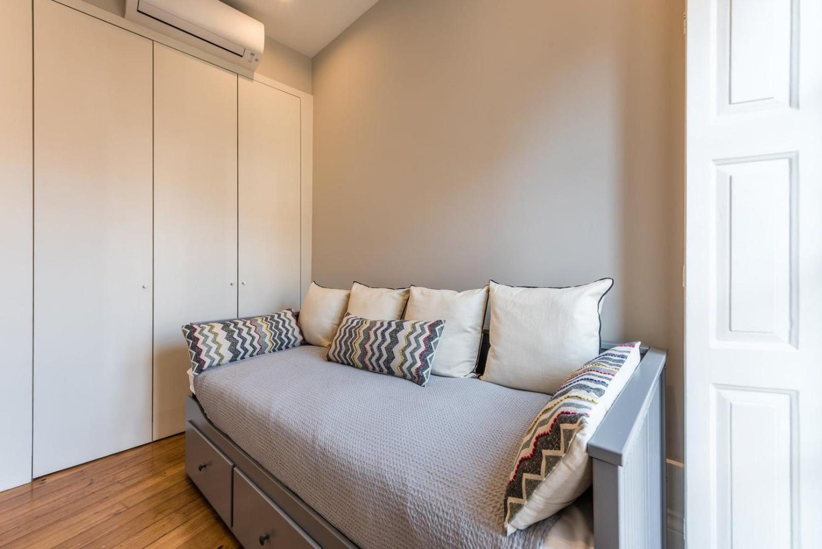 Apartment Guestready - Chic Retreat In The Heart Of