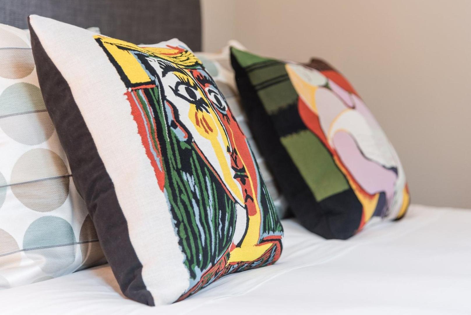 Guestready - Chic Retreat In The Heart Of Apartment Porto