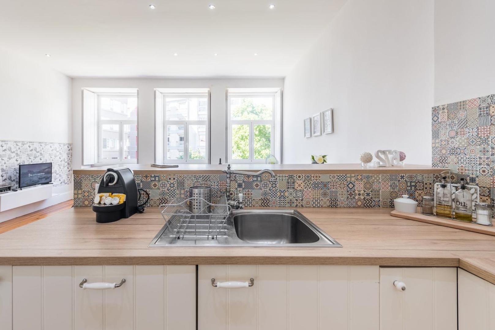 Guestready - Cityscape Coastal Flat Porto