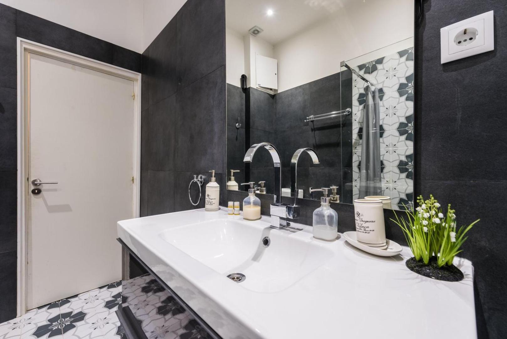 Guestready - Cityscape Coastal Flat * Porto