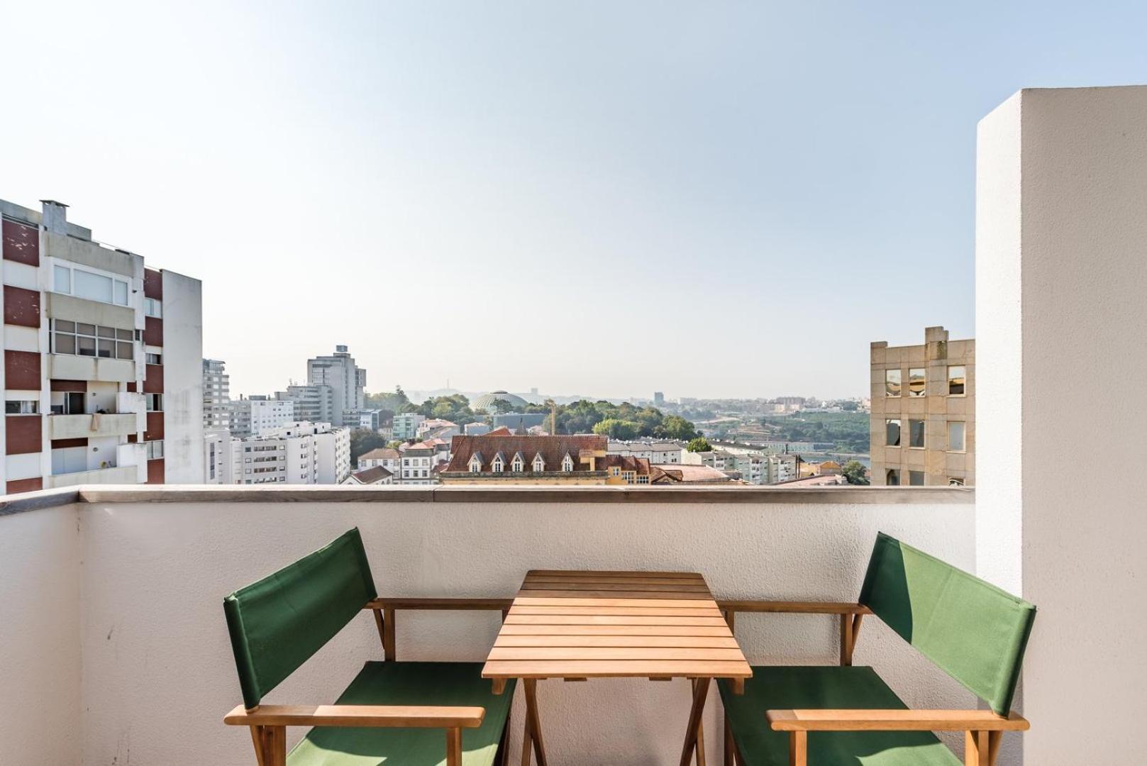 Guestready - Urban Escape With A View