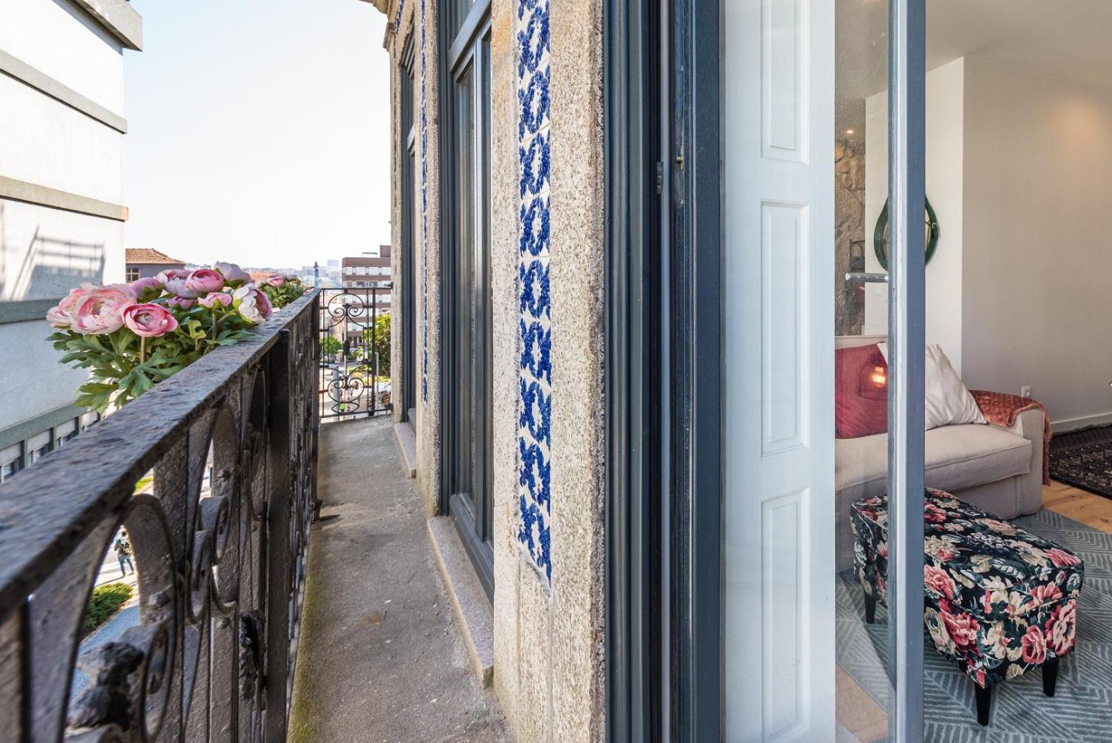 Guestready - Industrial In Downtown * Porto