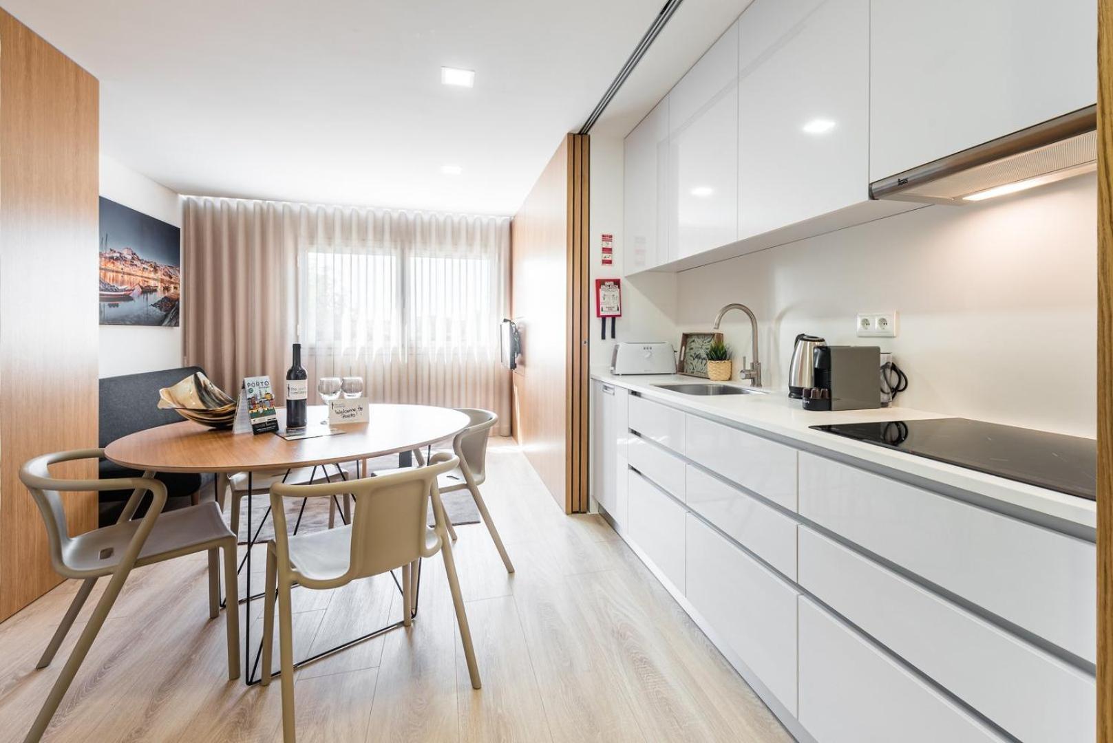 Gasthof Guestready - Tigerlily Porto
