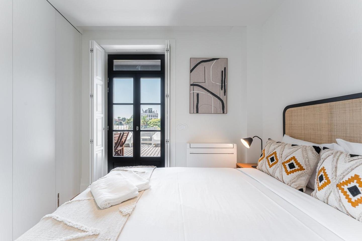 Guestready - Somebody's Story - C * Porto