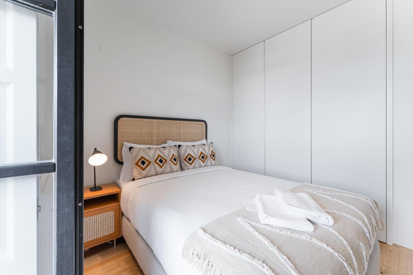 Guestready - Somebody's Story - C Porto