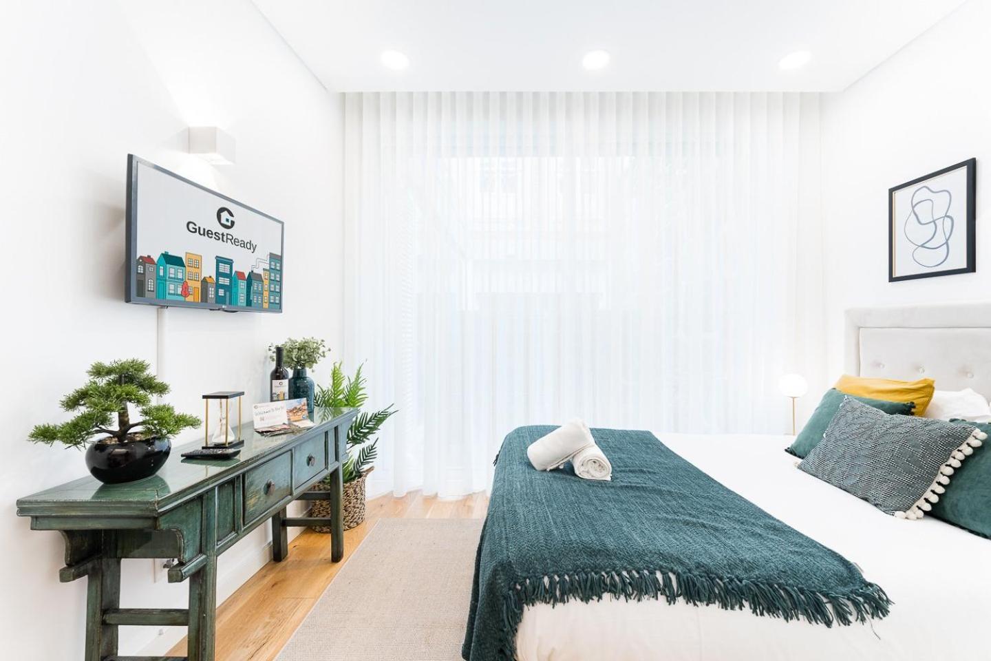 Guestready - Contemporary In *