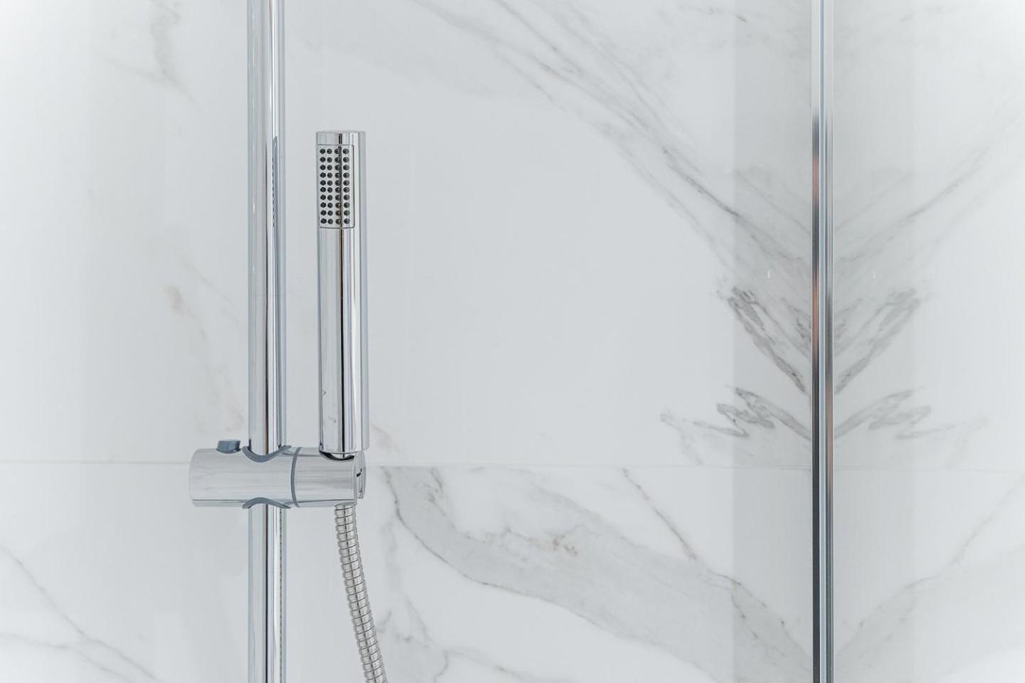 Appartement Guestready - Sleek Monochromatic In Bonfim *