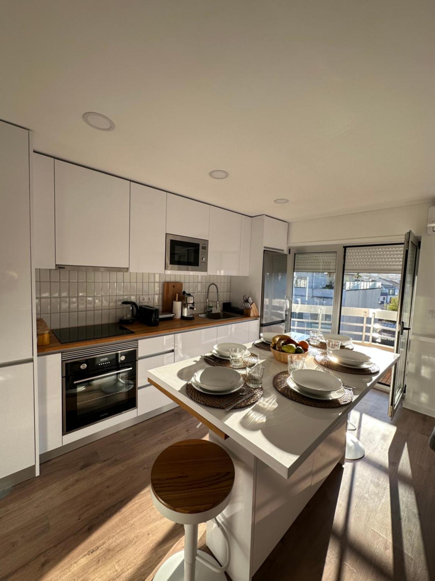 Fantastico T3 - 6 Pessoas - Novo Apartamento *