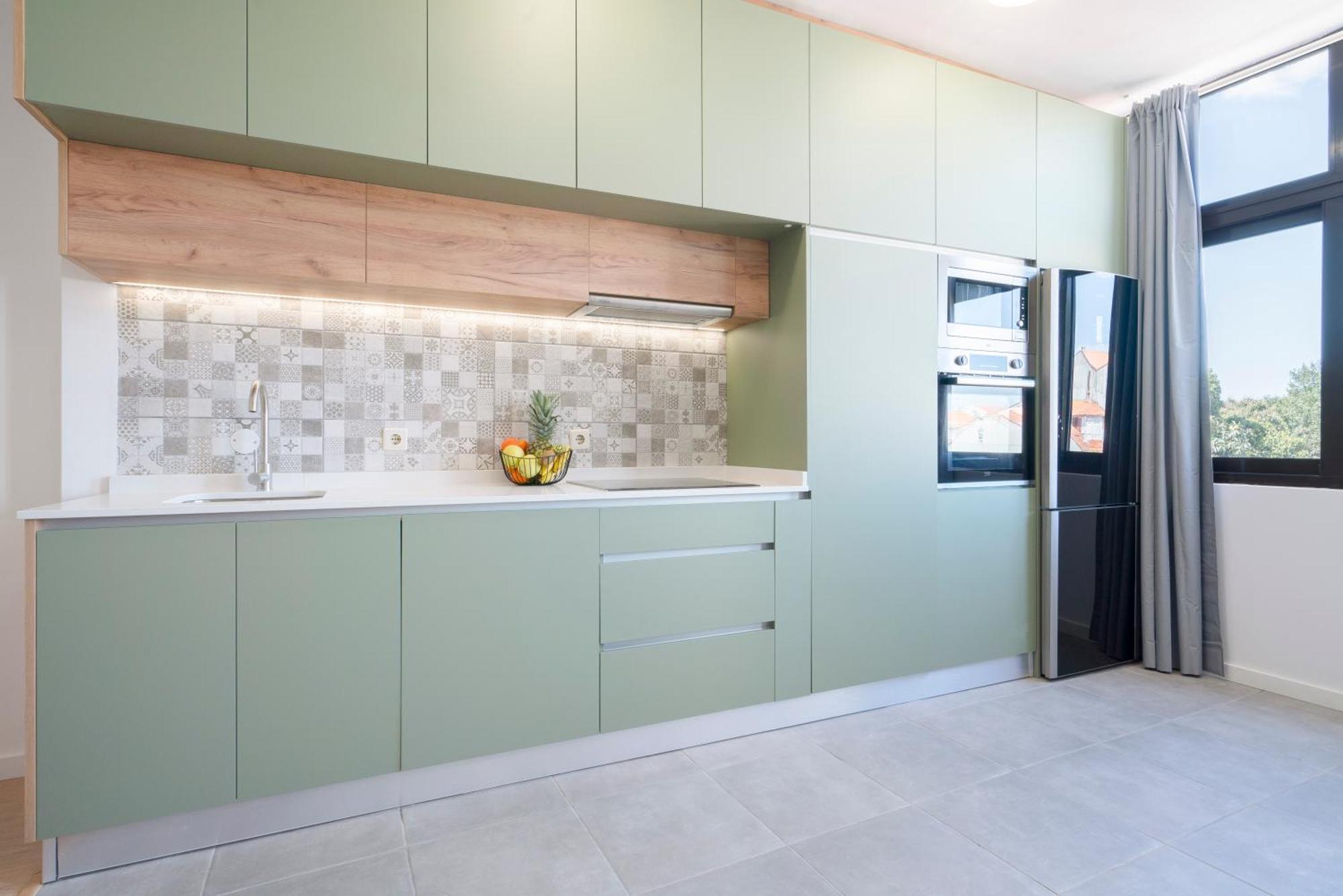 Host Wise - Comfy Minimalist Flat *