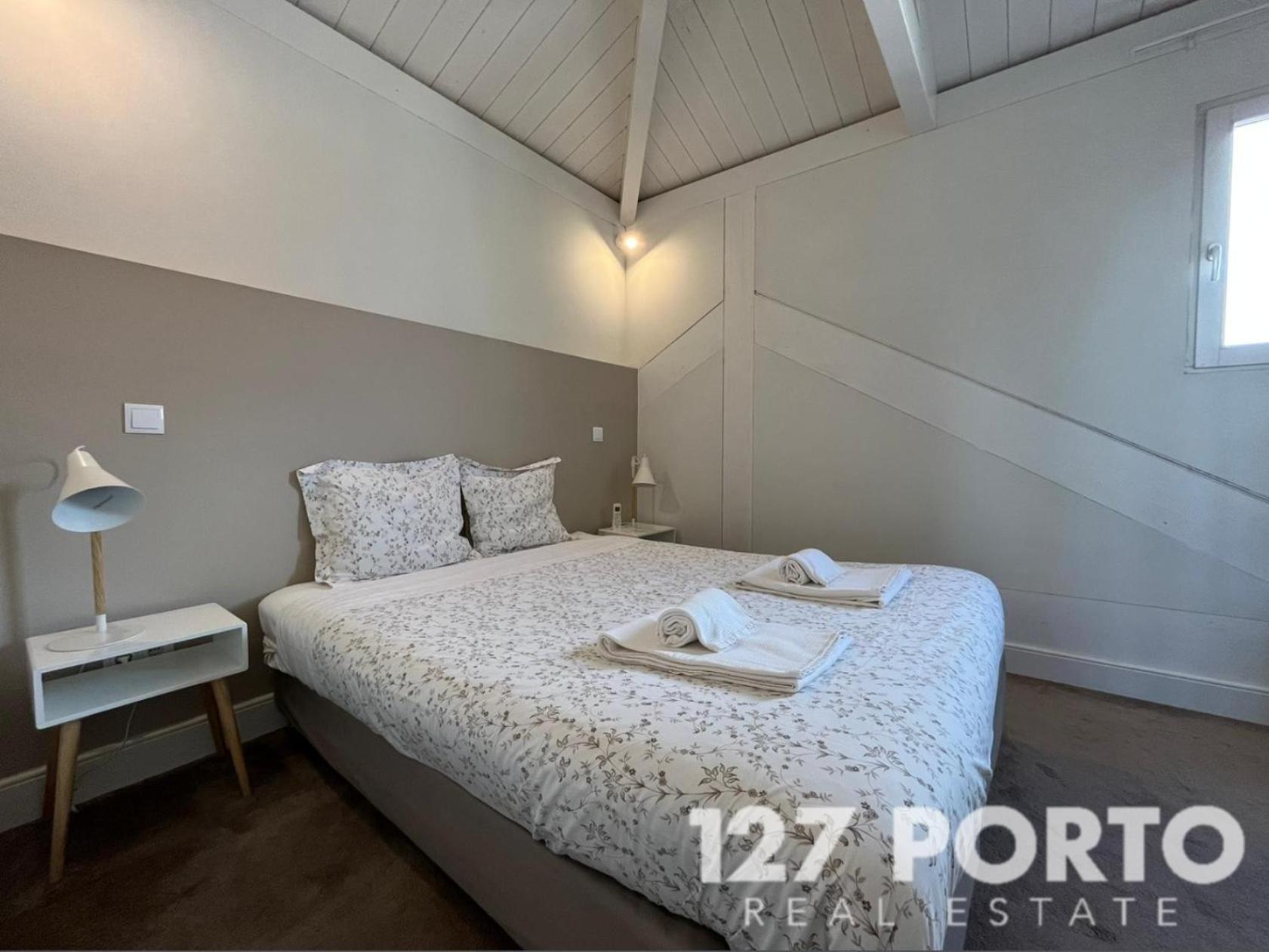 Ml240 Spacious Appartement