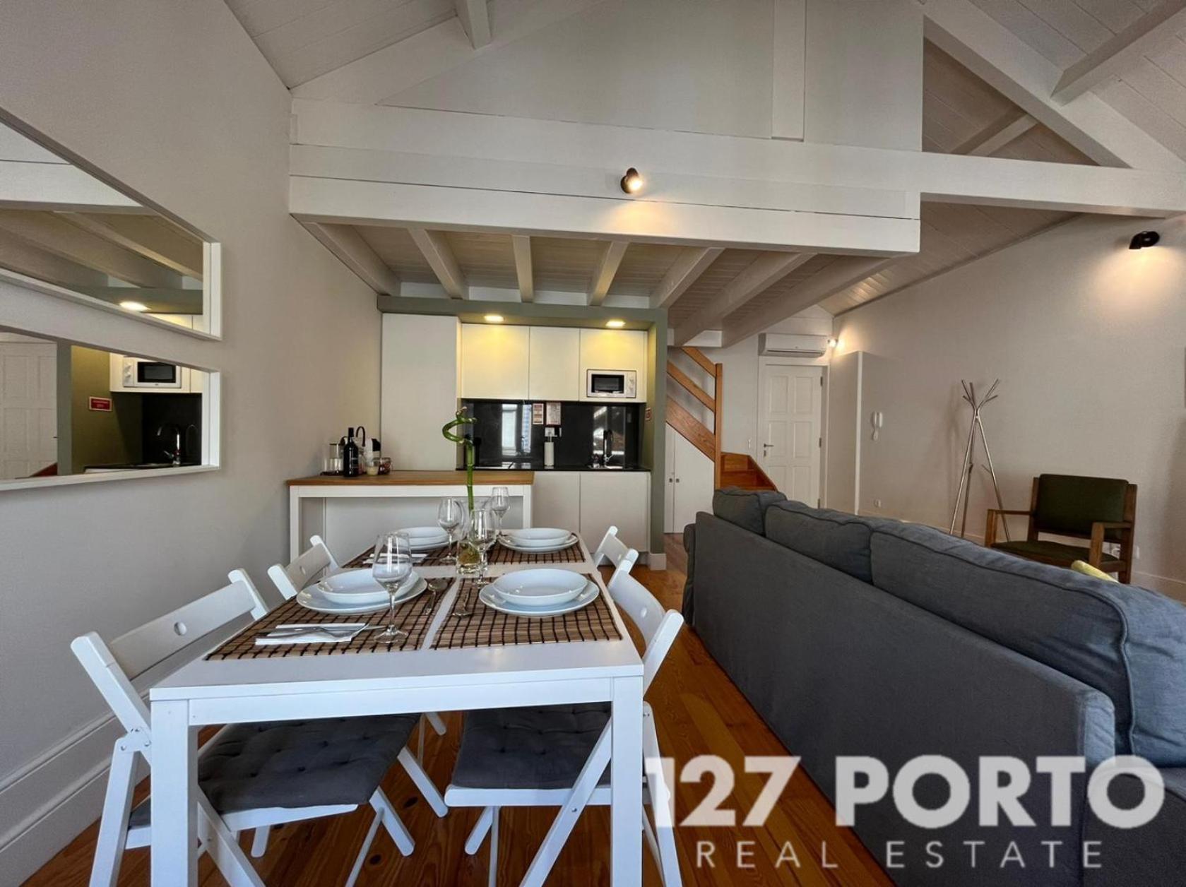 Ml240 Spacious Appartement