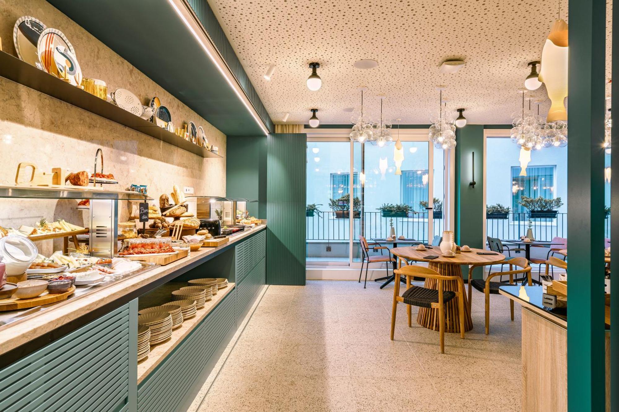 Vincci Bonjardim Hotel 4*
