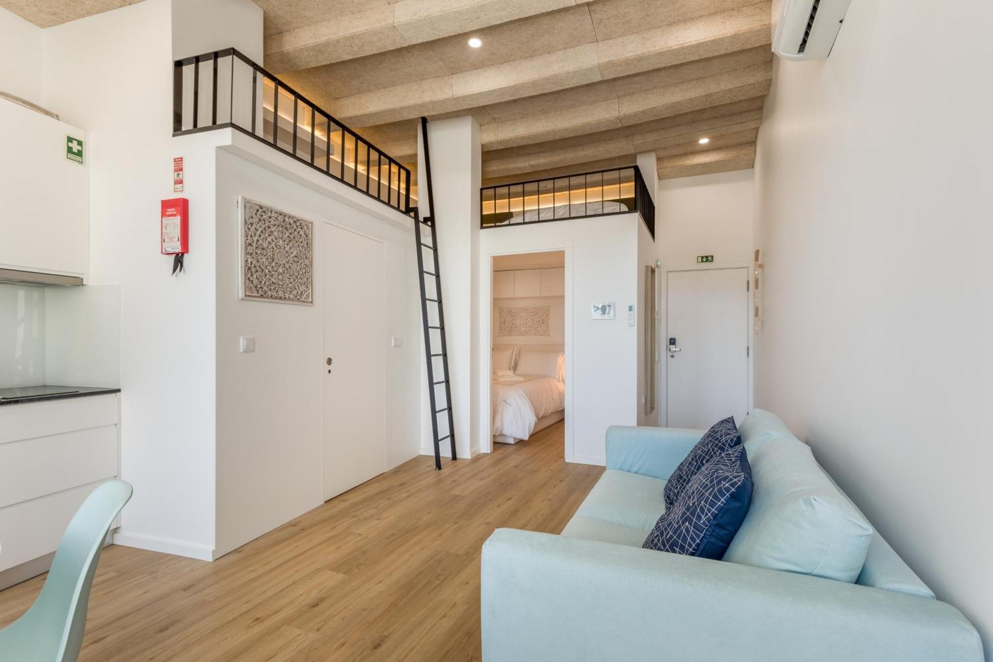 Apartment Clerigos - Premium *