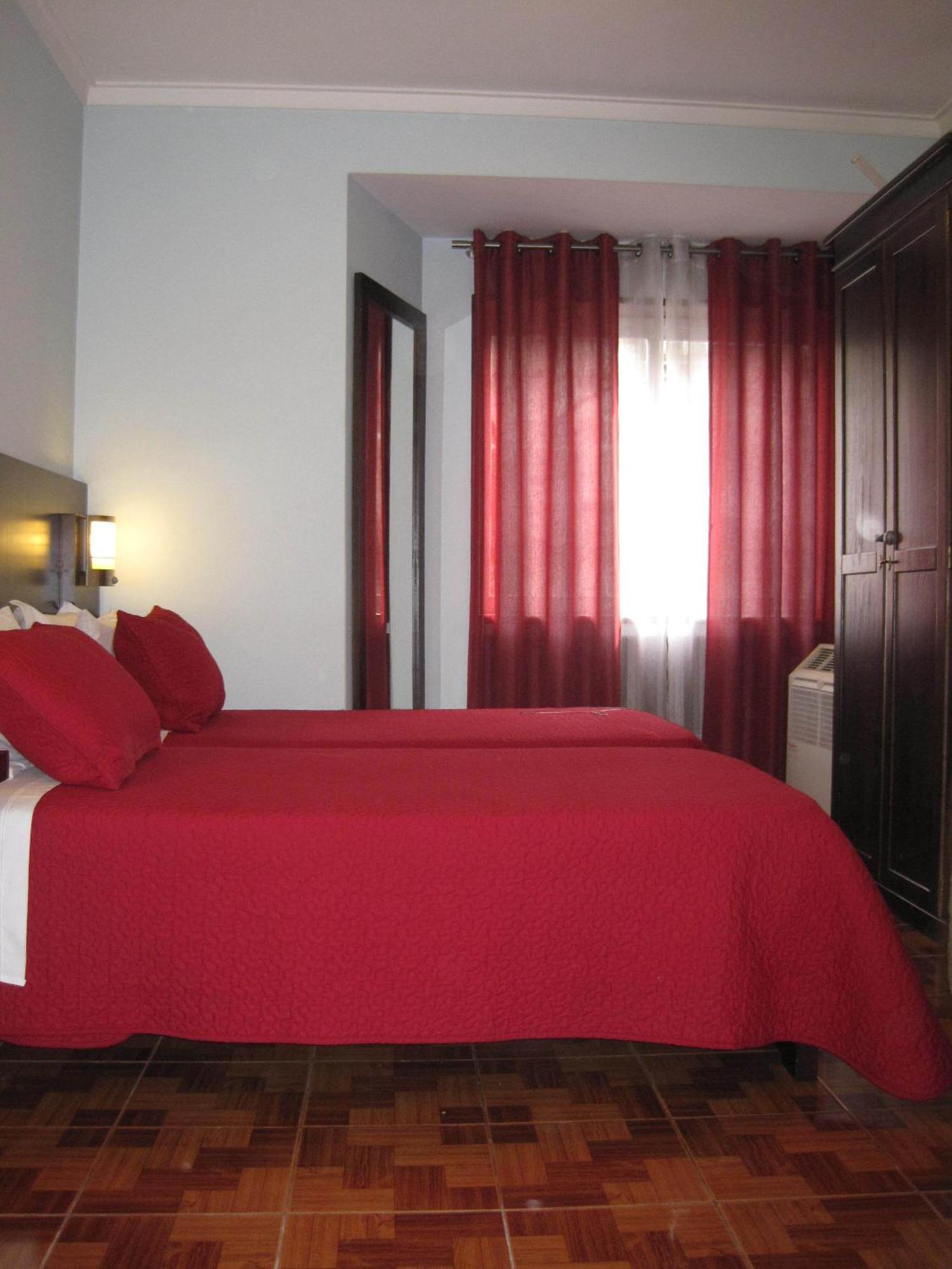 Gasthof Faria Guimares Centro 3*