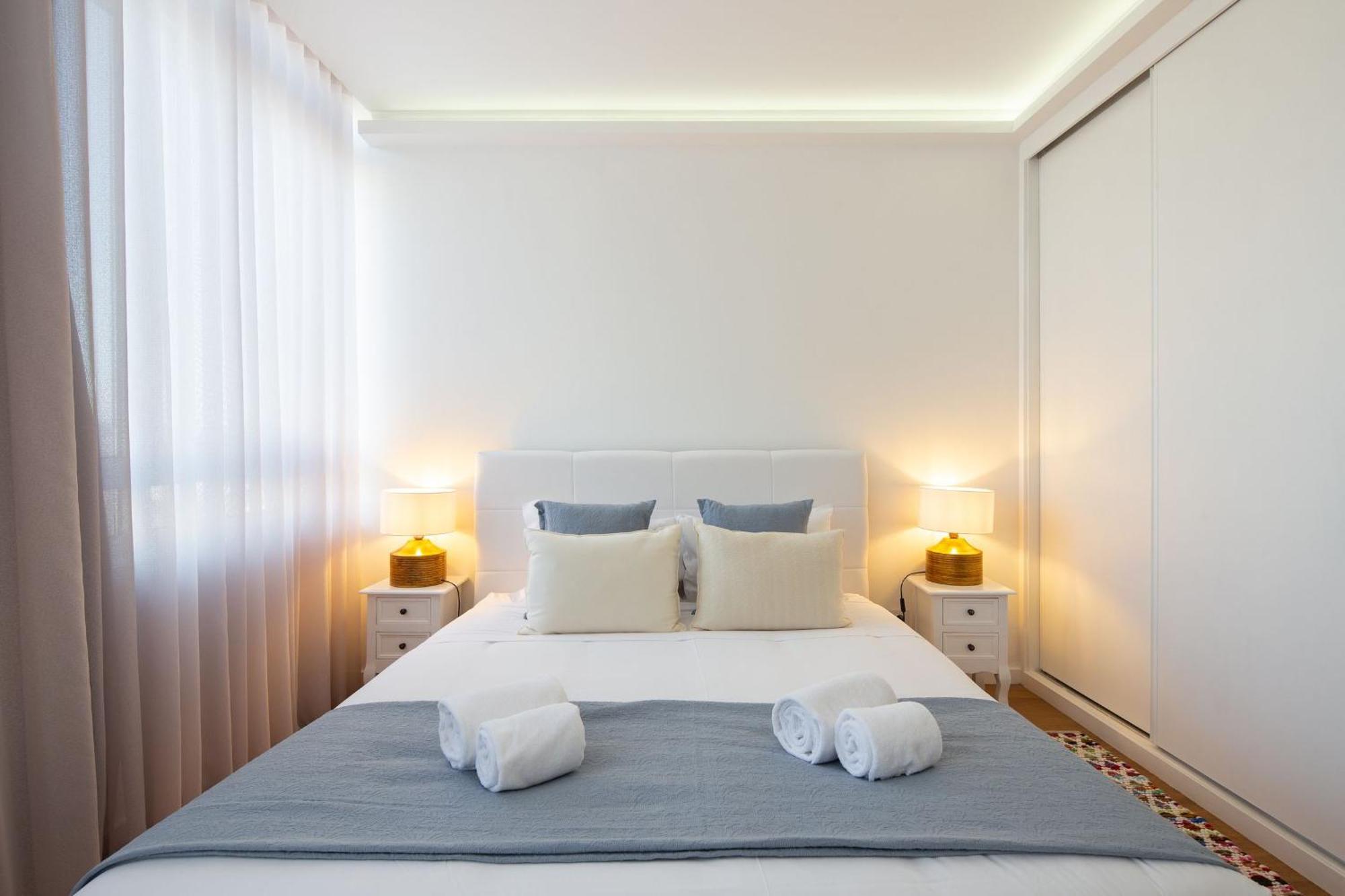 Lovelystay - Penthouse Balcony Porto