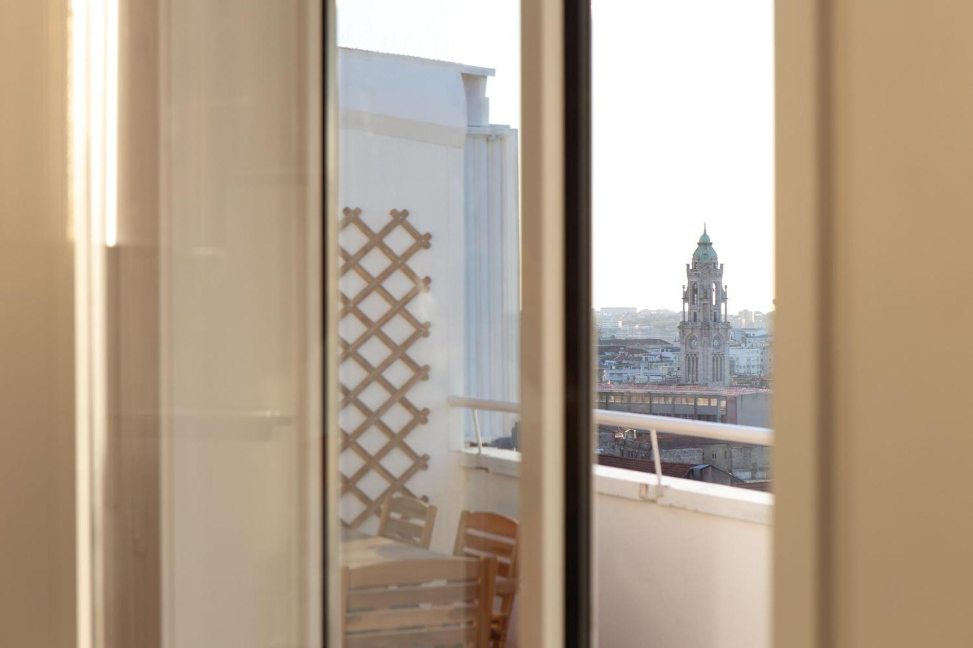 Lovelystay - Penthouse Balcony Porto