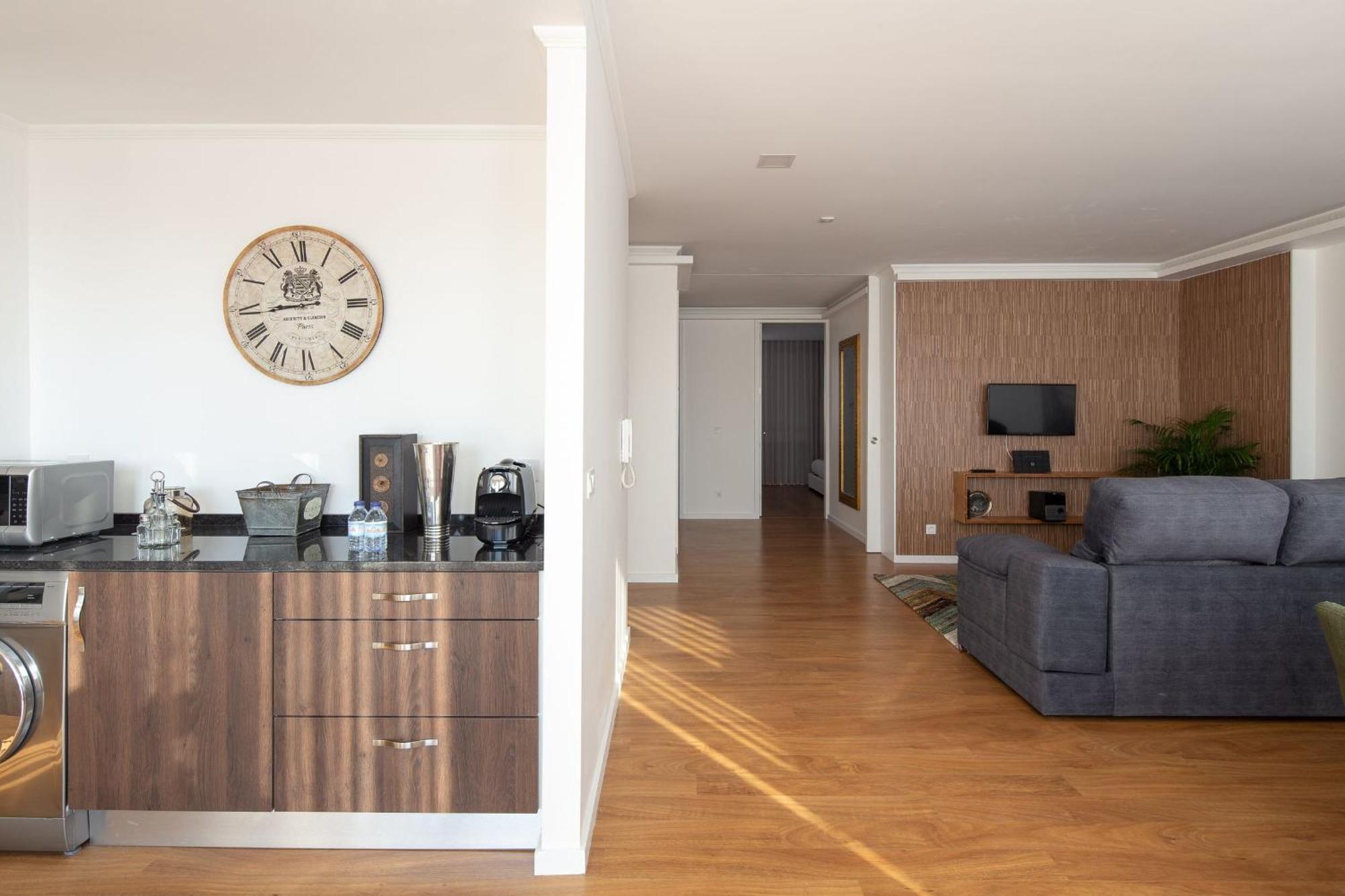 Apartment Lovelystay - Penthouse Balcony Porto