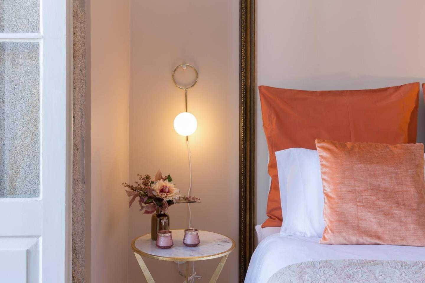 Apartment Get A Golden And Flower Flat Porto