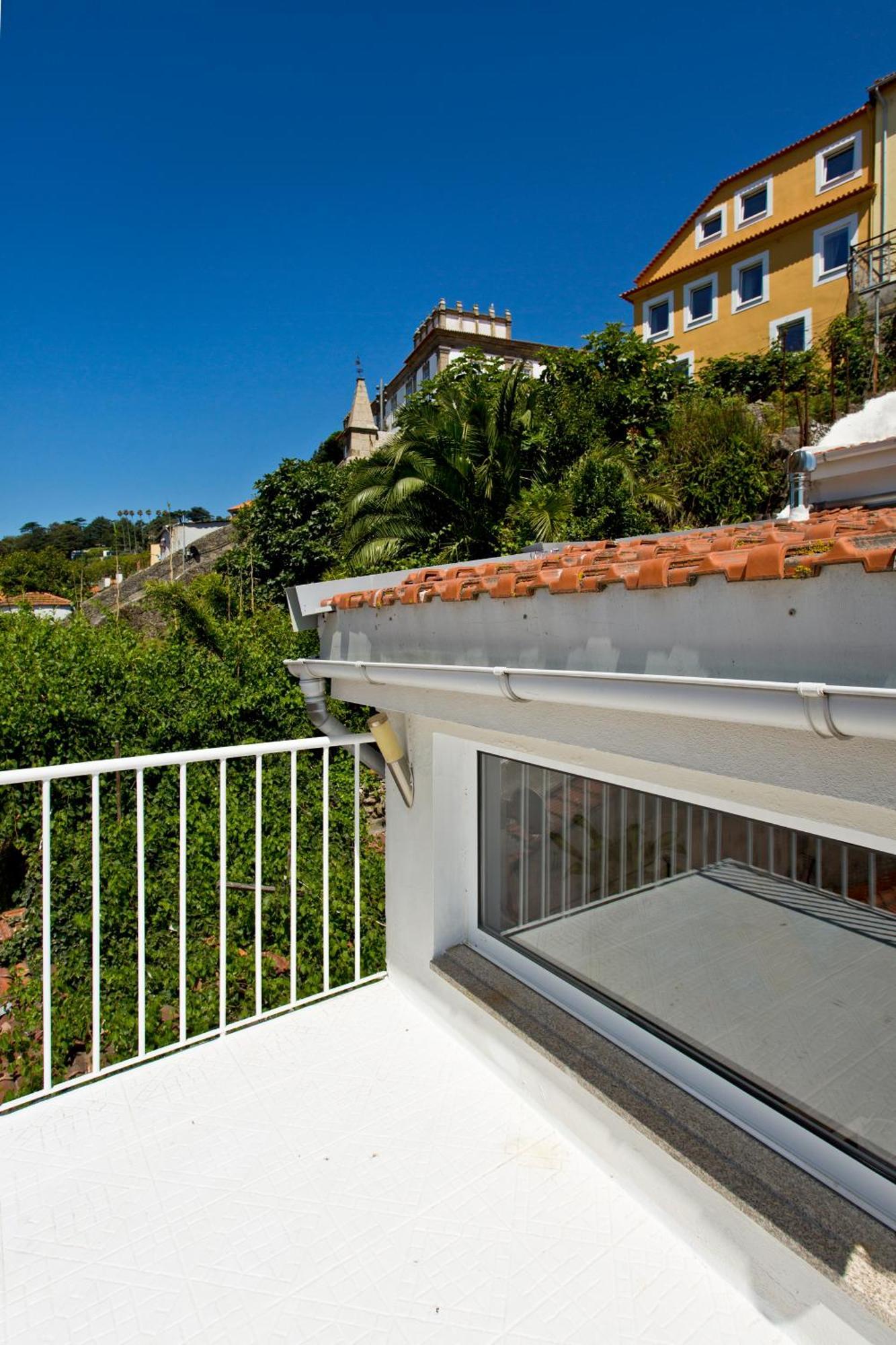 Apartment Aposentus - The Light House At Miragaia Porto